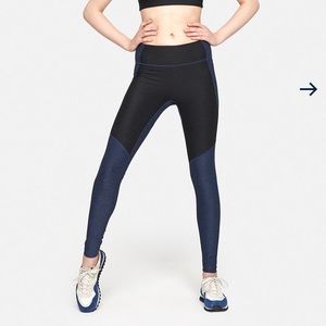 Outdoor voices two tone warm up leggings